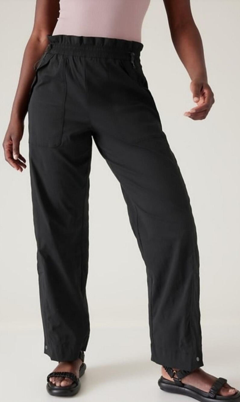 Athleta Trekkie Parachute Pants Black Sz 12 Gorpcore Hiking Outdoors Trail